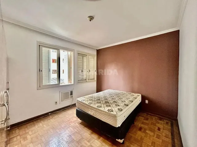Imagem 11: Apartamento Semimobiliado com 2 Dormitórios para Alugar no Bairro Higienópolis