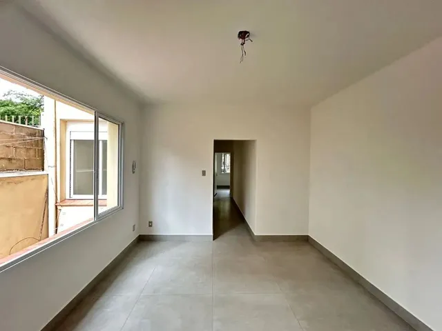 Imagem: Apartamento de 03 Dormitorios Reformado