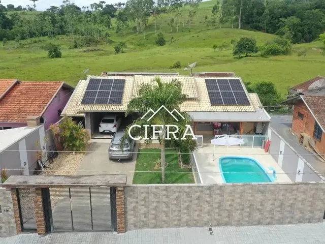 Imagem 1: Casa de Alvenaria - Venda - 03 Dormitórios - 220M2 - Semi Mobiliada - Piscina - Riachuelo