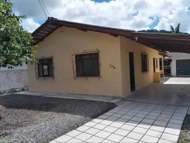 Imagem: Vende-Se Casa com Amplo Terreno de 480M²