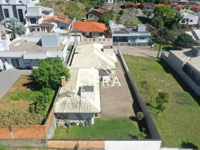 Imagem 9: Casa de Alvenaria - Venda - 03 Dormitórios - 162M2 - Semi Mobiliada - Fundo Canoas - Rio