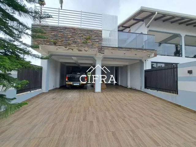 Imagem 12: Casa de Alvenaria - Venda - 03 Dormitórios - 600M2 - Rua Carlos Eckelberg - Centro