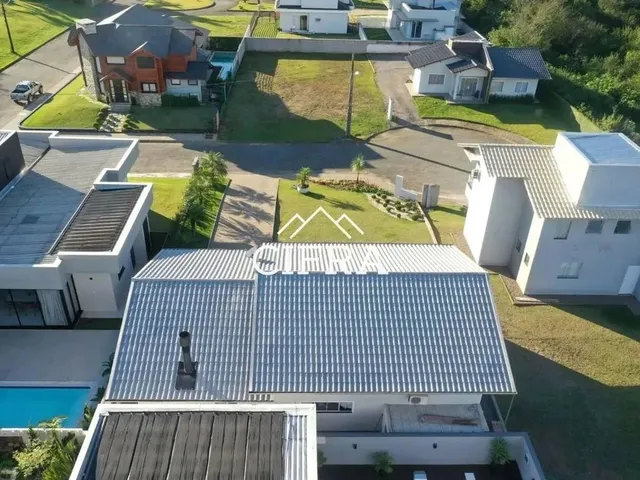 Imagem 9: Casa de Alvenaria - Venda - 02 Dormitórios - 138M2 - Estrada Blumenau - Condomínio