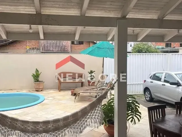 Imagem: Casa em Rua Antônio de Souza Cunha - Dom