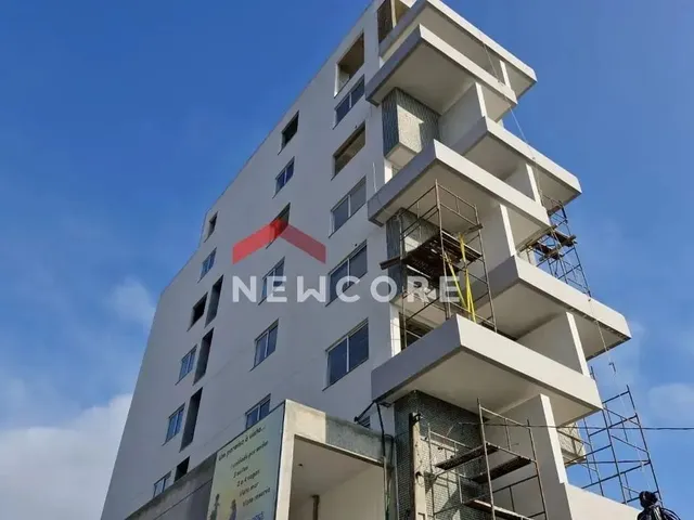 Imagem: Apartamento em Av. Emanuel Pinto - Centro