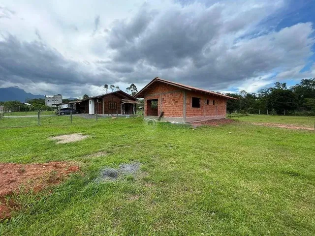 Imagem 4: Linda Casa em Área Rural com Amplo Terreno - Estada Blumenau / Vila Nova- Joiiville Sc
