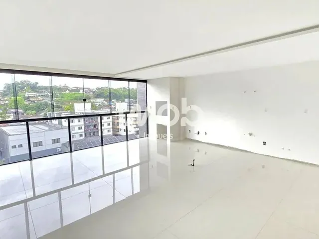 Imagem: Apartamento com 3 Suítes no Centro de Jaraguá