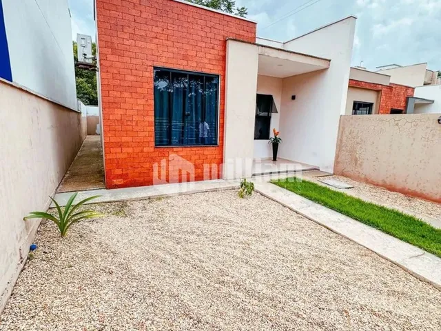Imagem 10: Casa Baixa Semi Mobiliada de 3 Quartos com Passagem Lateral