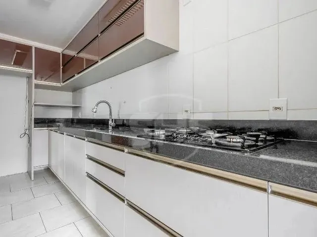 Imagem 14: Apartamento com 2 Dormitórios À Venda, 76 M² por R$ 380.000,00 - Água Verde
