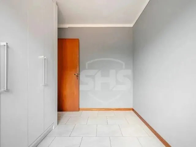 Imagem 9: Apartamento com 2 Dormitórios À Venda, 76 M² por R$ 380.000,00 - Água Verde