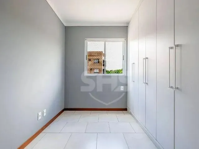 Imagem 15: Apartamento com 2 Dormitórios À Venda, 76 M² por R$ 380.000,00 - Água Verde