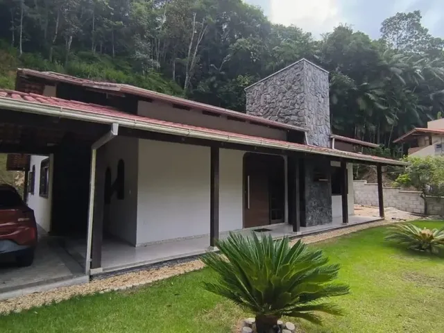 Imagem: Casa com 3 Quartos Mobiliada Próximo Ao
