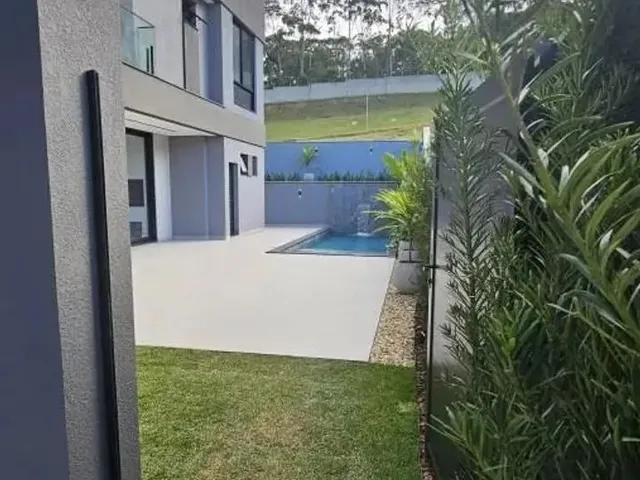 Imagem 5: Casa em Condomínio para Venda em Camboriú, Centro, 4 Dormitórios, 4 Suítes, 5