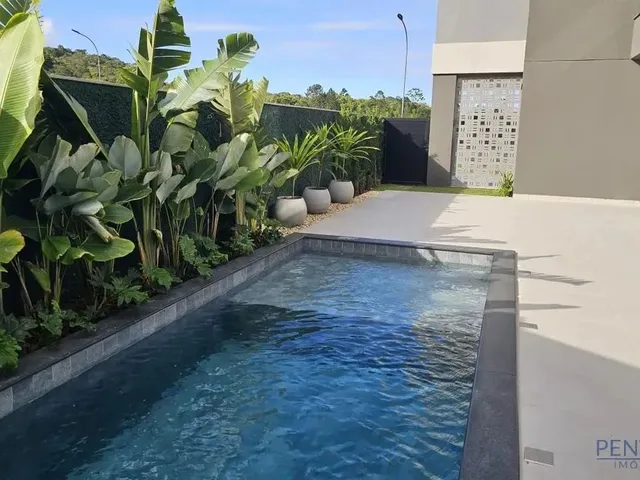 Imagem 16: Casa em Condomínio para Venda em Camboriú, Centro, 4 Dormitórios, 4 Suítes, 5