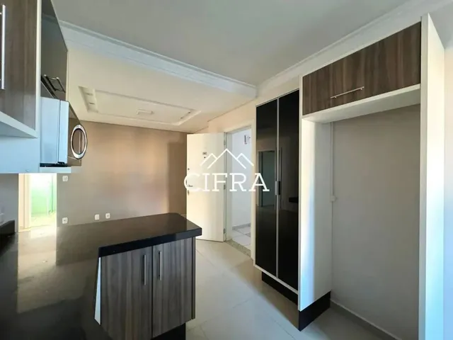 Imagem 16: Apartamento - Venda - 03 Dormitórios - 94M2 - Semi Mobiliado - Rua Joinville