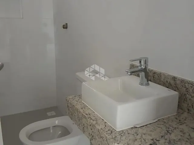 Imagem 3: Apartamento com 2 Quartos e 1 Vaga no Tabuleiro em Camboriú/Sc