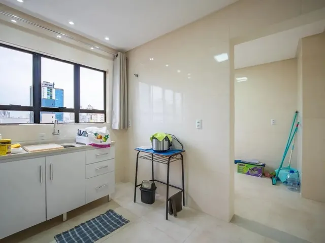 Imagem 16: Imóvel para Venda Possui 85 Metros Quadrados com 3 Quartos em Centro - Itajaí - Sc