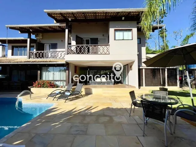 Imagem: Casa com 3 Suítes e Piscina Aquecida em