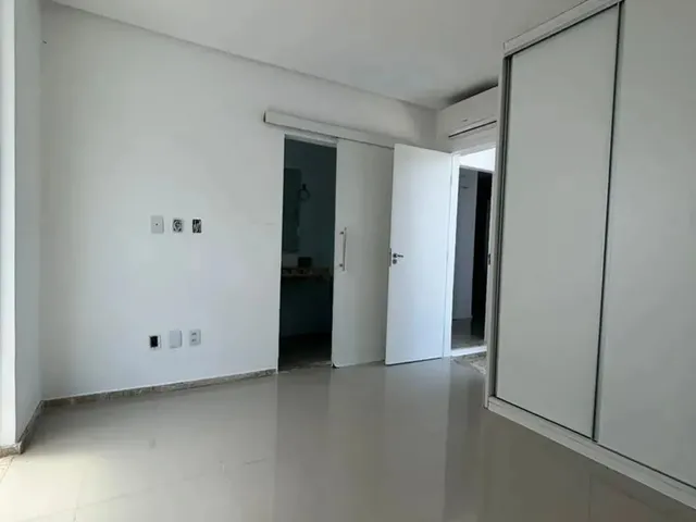 Imagem 12: Alugo Casa Mobiliada com Três Suítes Sendo Uma Master. Tem Energia Solal, com 300M2,.