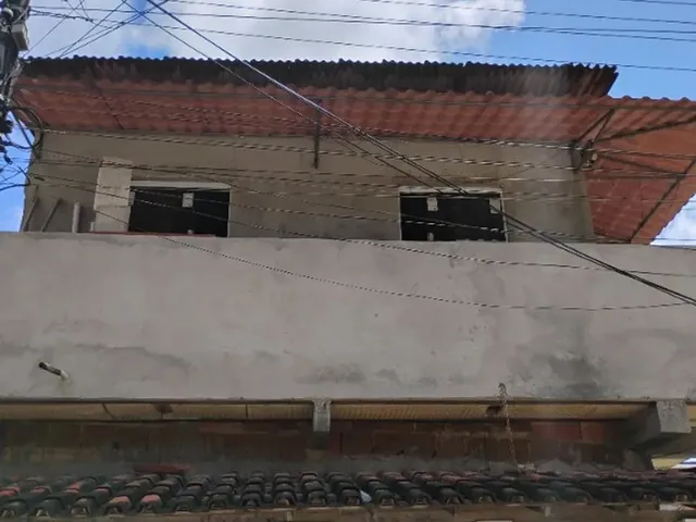 Imagem: Casa com Dois Quartos, Dois Banheiros, Sala