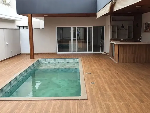 Imagem: Casa em Avenida Mário Ranieri - Residencial