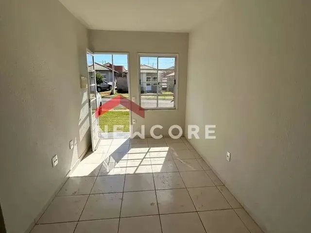 Imagem: A casa em condomínio possui 2 Dormitórios, 1 Banheiro, 2