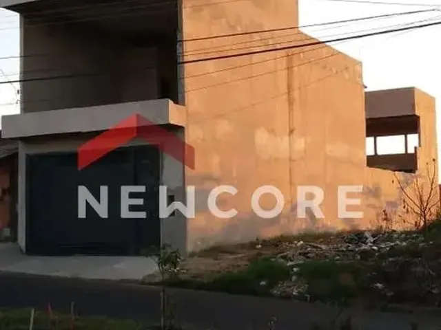 Imagem: Sobrado em Avenida Waldemar Guimarães Ferreira