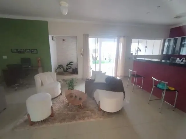 Imagem: Casa de 4 Dormitórios em Um dos Melhores