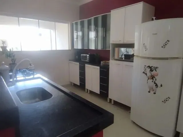 Imagem 2: Casa de 4 Dormitórios em Um dos Melhores Bairros de Jaú - Jd. das Paineiras