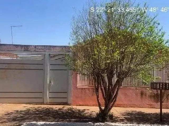 Imagem: Casa com 3 Dormitórios À Venda, 182 M²
