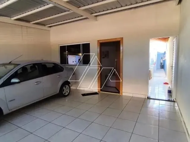 Imagem: Casa À Venda, 2 Quartos, 1 Suíte, Jardim