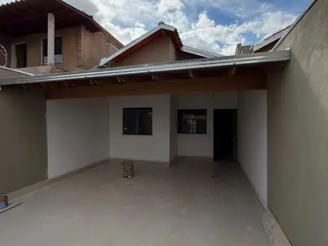 Imagem 1: Casa para Venda em Montes Claros, Independência, 3 Dormitórios, 1 Suíte, 2 Banheiros