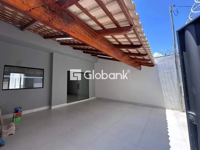 Imagem: Casa 3 Dormitórios com Suíte, Quintal