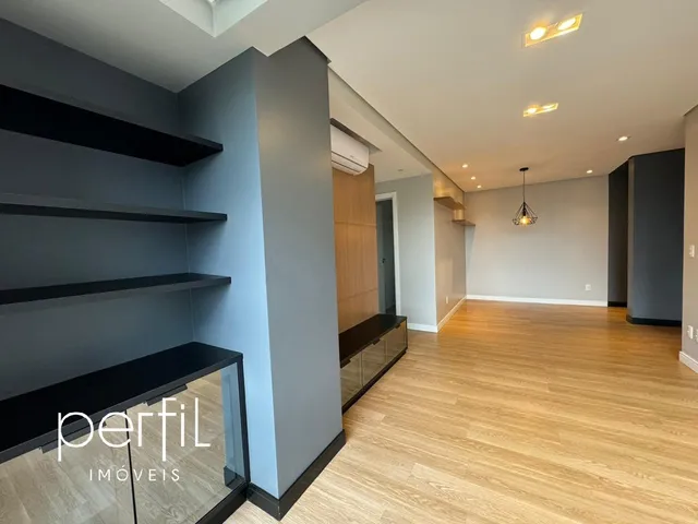 Imagem 2: Imóvel à venda em Joinville-SC: Apartamento de 2 quartos, 1 suíte, 2 salas, 2
