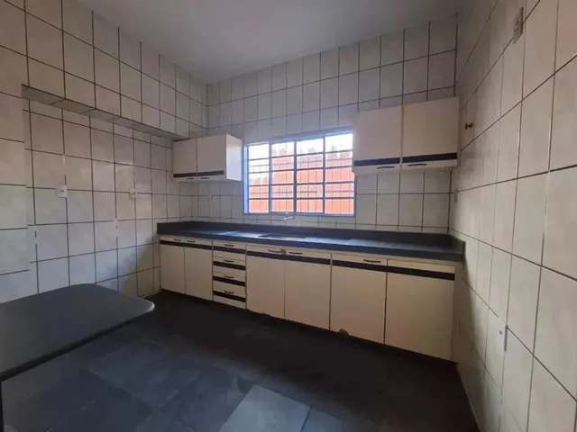 Imagem 12: Casa Residencial de 02 Quartos na Rua 06