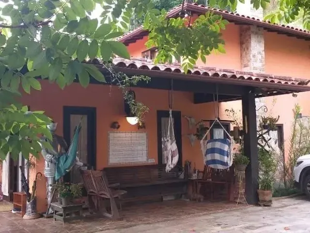 Imagem: Casa À Venda 3 Quartos, 1 Suite, 2280M²