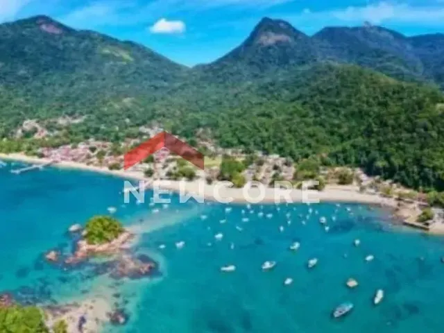 Imagem: Casa em Rua Getúlio Vargas - Vila do Abraão