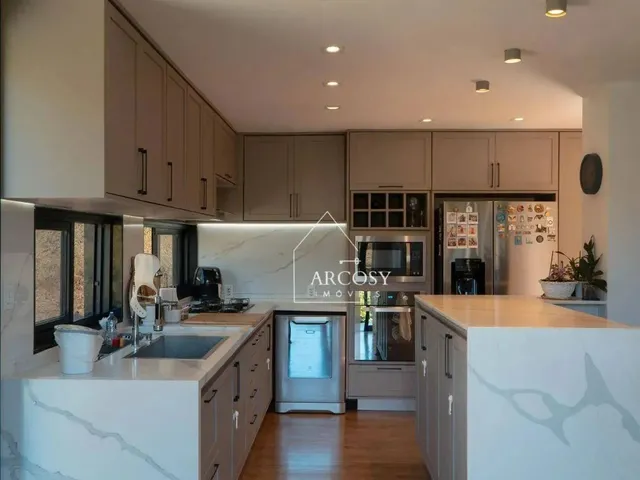 Imagem 7: Casa com 4 Dormitórios À Venda por R$ 2.750.000,00 - Pedro do Rio - Petrópolis/Rj
