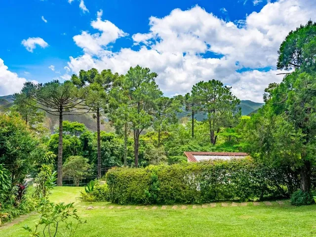 Imagem 8: Casa com 4 Quartos em Condomínio em Araras, Petrópolis