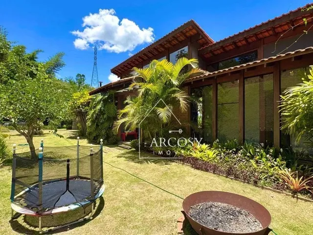 Imagem: Casa com 3 Dormitórios À Venda, 140 M²
