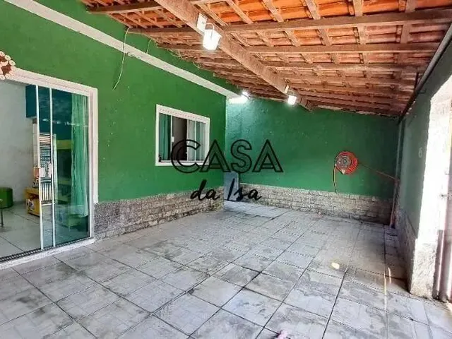 Imagem: A casa possui 2 Dormitórios, 1 Banheiro, 1 Vaga na
