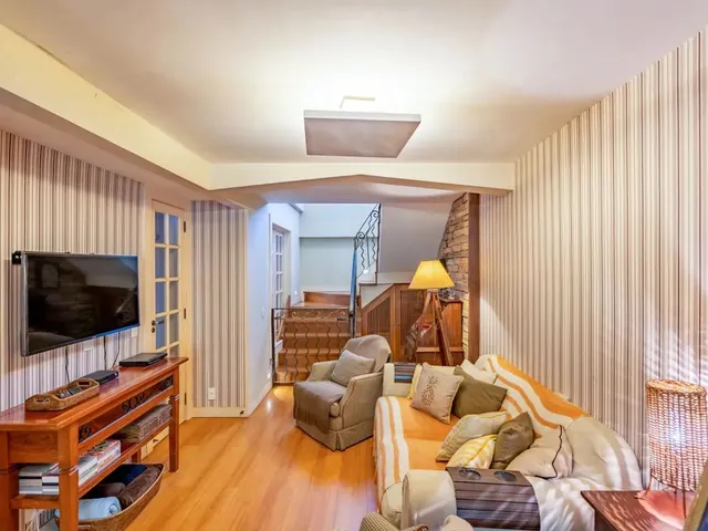 Imagem 9: Casa com 6 Quartos em Condomínio em Araras, Petrópolis