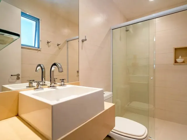 Imagem 8: Casa com 4 Quartos em Condomínio em Araras, Petrópolis