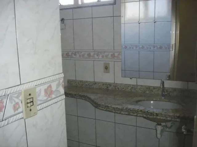 Imagem 2: Apartamento para Aluguel Possui 100 Metros Quadrados com 3 Quartos em Setor Central