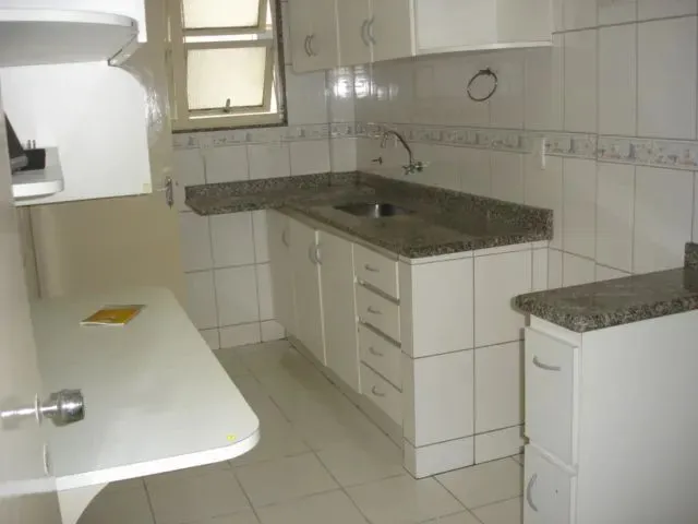 Imagem 12: Apartamento para Aluguel Possui 100 Metros Quadrados com 3 Quartos em Setor Central
