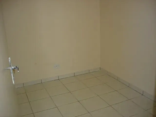 Imagem 6: Apartamento para Aluguel Possui 100 Metros Quadrados com 3 Quartos em Setor Central