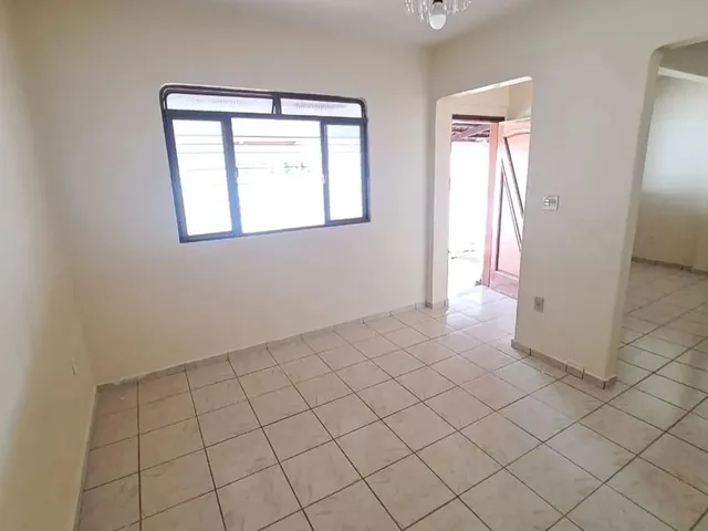 Imagem 13: Térrea para Aluguel Tem 140 Metros Quadrados com 3 Quartos em Setor Leste Vila Nova