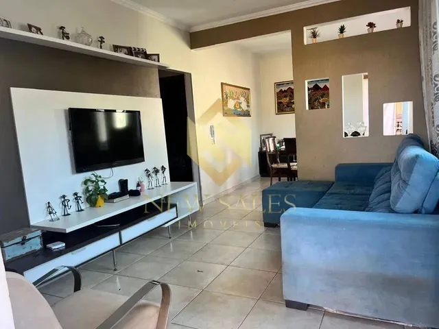 Imagem 8: Casa- 3 Quartos, 1 Suíte, 220M², 2 Vagas, Piscina, Armários- Setor Garavelo