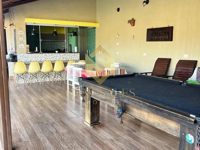 Imagem 4: Casa- 3 Quartos, 1 Suíte, 220M², 2 Vagas, Piscina, Armários- Setor Garavelo