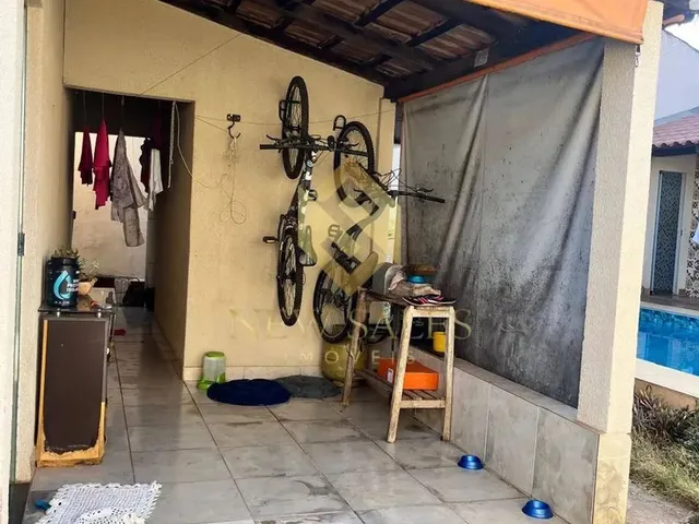 Imagem 11: Casa- 3 Quartos, 1 Suíte, 220M², 2 Vagas, Piscina, Armários- Setor Garavelo